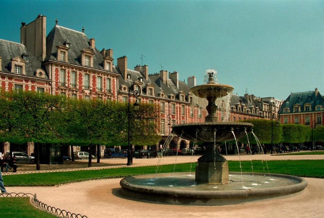 Charming 1Br Apartment With Terrace Le Marais Paris Center Exterior foto